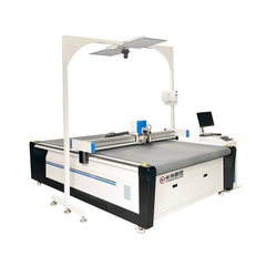 M&aacute;quina de corte e corte de faca de couro PU PVC genu&iacute;no